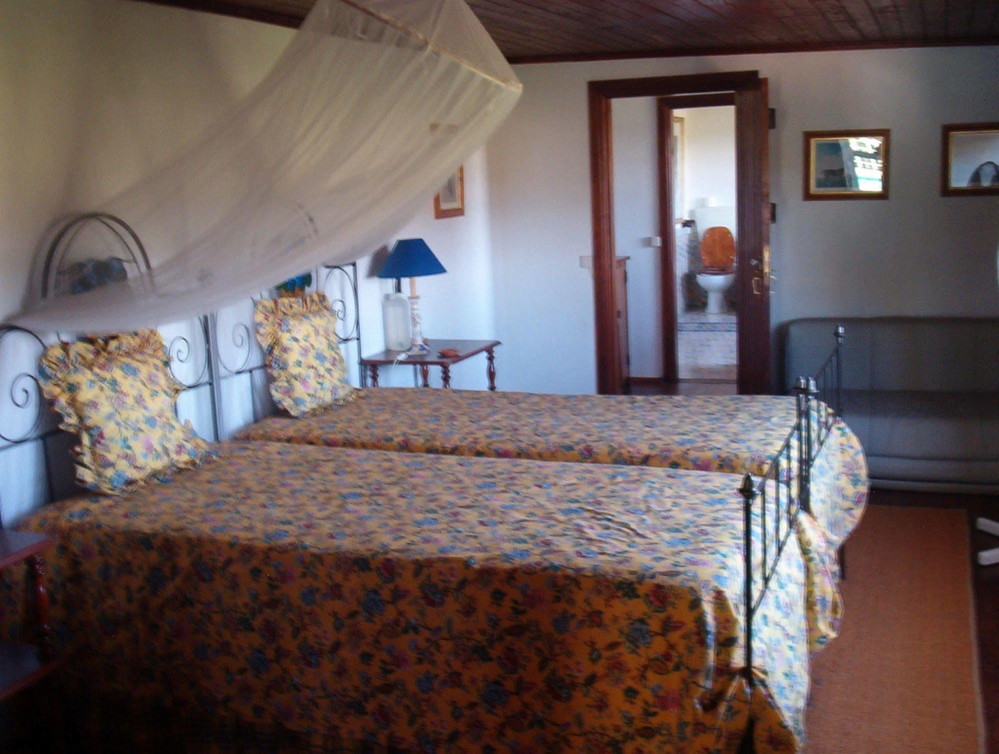 Quinta Do Casalinho Guest House Almeirim Exterior photo