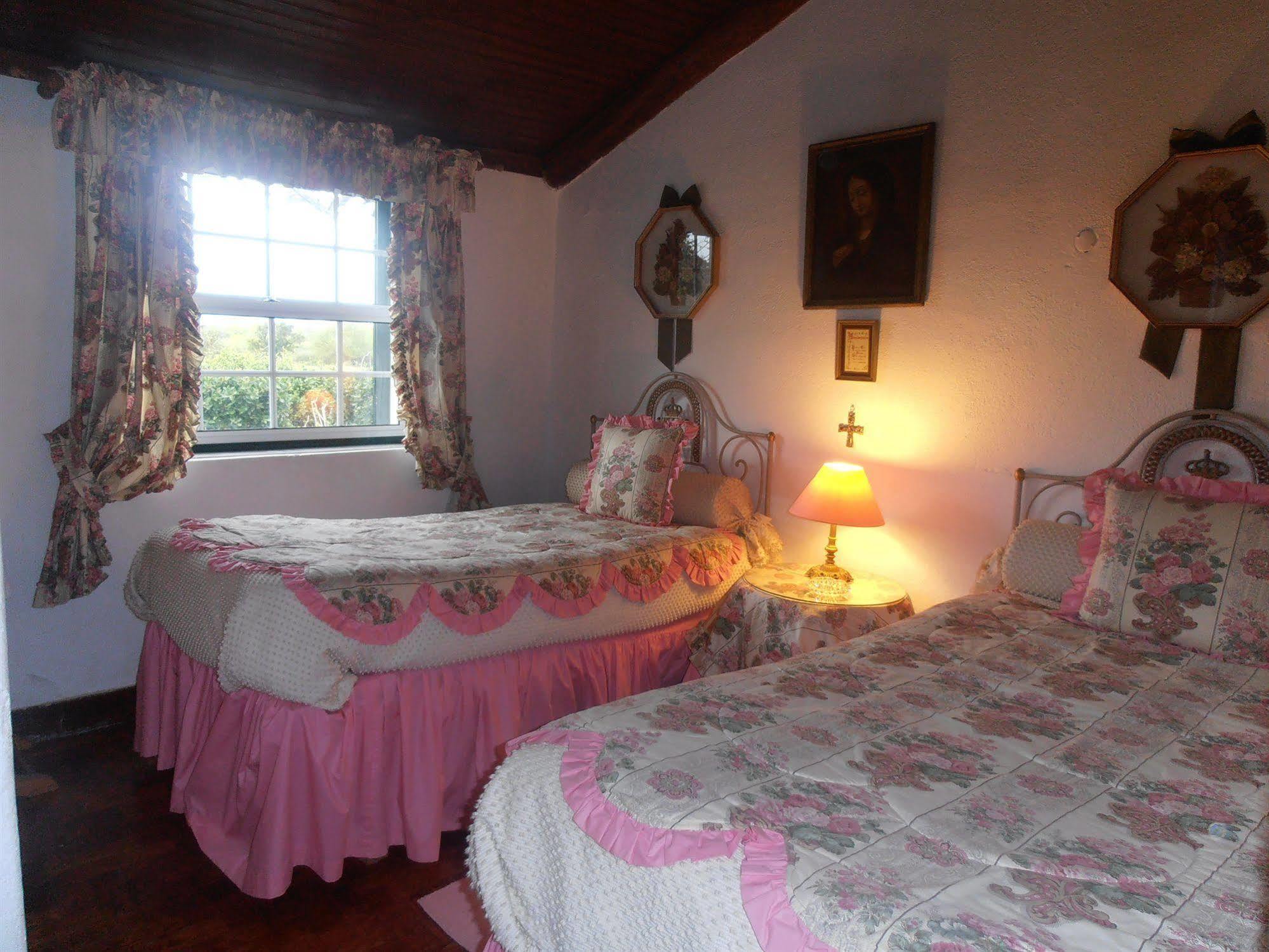 Quinta Do Casalinho Guest House Almeirim Exterior photo